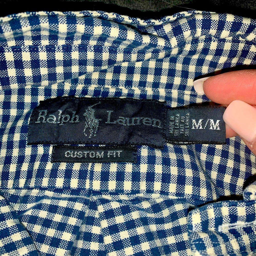 Men’s Ralph Lauren Custom Fit button down - Picture 2 of 2